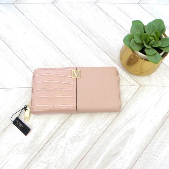 NEW! The VICTORIA’S SECRET Wallet Colorblock V Monogram Hardware Pastel Pink - Picture 4 of 8